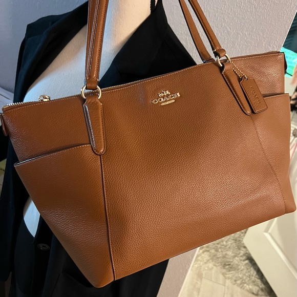 Coach Saddle Shoulder Bags. Brand new. - Picture 2 of 6